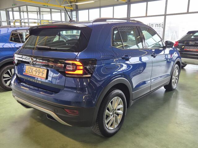 Volkswagen T-Cross 1.0 TSI Life -110pk- Automaat | Trekhaak | Parkeersensoren | Stoelverwarming | Rijklaarprijs incl. 1 jaar Bovag garantie