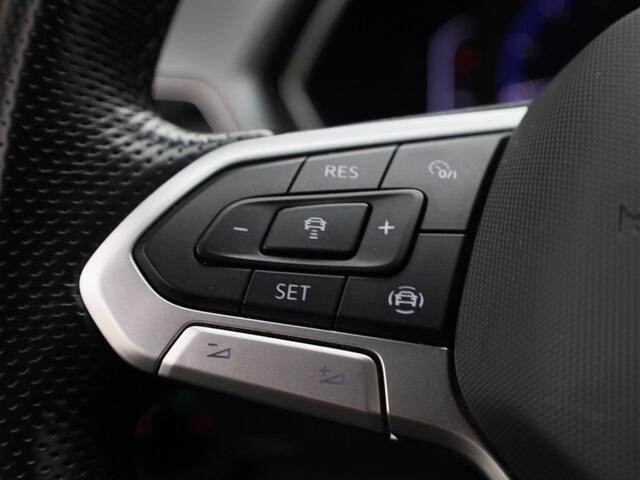 Volkswagen T-Cross 1.5TSI/150PK R-Line DSG · Trekhaak · Navigatie · Camera + Parkeersensoren