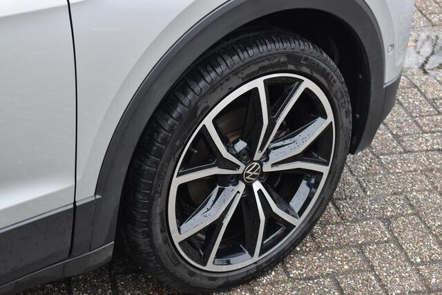 Volkswagen T-Cross 1.0 TSI Style Black Design Automaat | Navigatie | Stoelverwarming | Camera | 12 mnd BOVAG garantie | Whatsapp 06-53188999