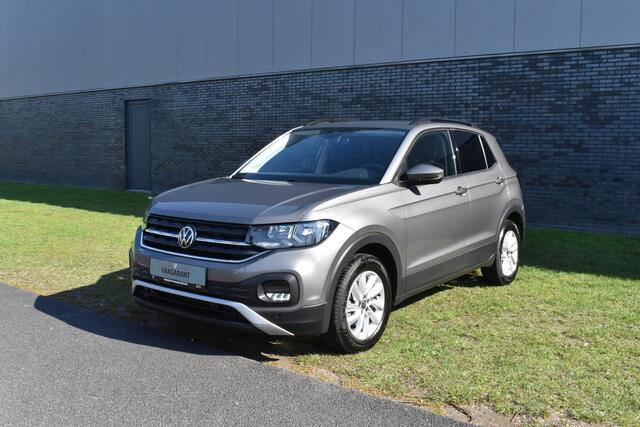 Volkswagen T-Cross 1.0 TSI Life Automaat Stoelverwarming | CarPlay | Achteruitrijcamera | Adaptieve Cruise control | DAB radio | Parkeersensoren | btw auto prijs inclusief btw!