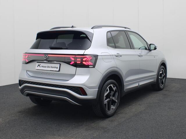 Volkswagen T-Cross 1.5TSI/150PK R-Line DSG · Navigatie · Trekhaak · Apple/Android Car Play · Stoelverwarming · Clima · Garantie t/m 11-04-2027