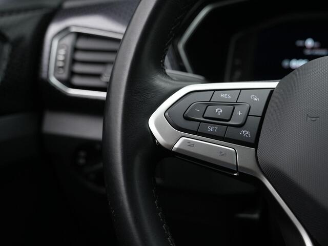 Volkswagen T-Cross 1.0 TSI Style | Trekhaak | Achteruitrijcamera | Stoelverwarming | Adaptive Cruise | Navigatie