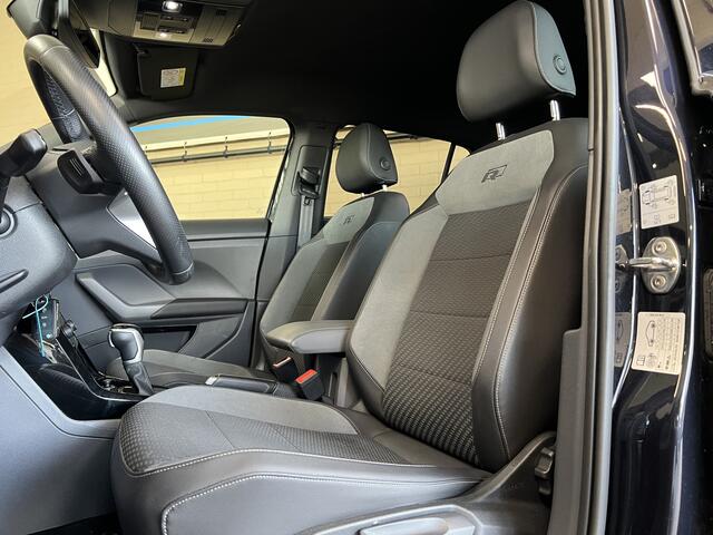 Volkswagen T-Cross 1.0 TSI 115pk R-Line | Carplay | 18" | Camara | Stoelverwarming | LED | Digitaal Display | 100% Dealer Onderhouden!