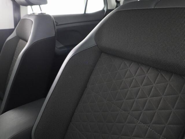 Volkswagen T-Cross 1.0 TSI Style 110 pk Automaat (DSG) | Navigatie | Parkeersensoren | Adaptieve cruise control | Apple Carplay/Android Auto | Voll. digitaal instrumentenpaneel |