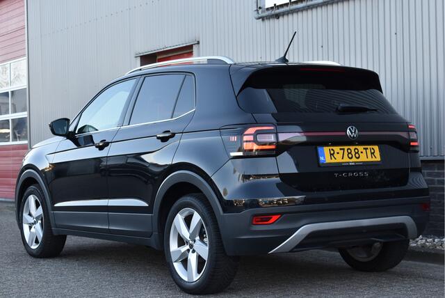 Volkswagen T-Cross 1.0 TSI Style Afn. trekhaak, Camera, Adaptive cruise, Stoelverwarming