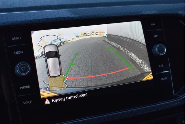 Volkswagen T-Cross 1.0 TSI Style Afn. trekhaak, Camera, Adaptive cruise, Stoelverwarming