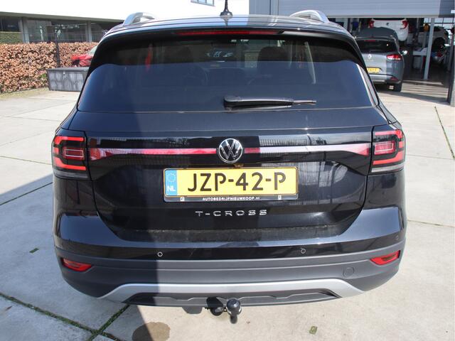Volkswagen T-Cross 1.5 TSI Style Business Automaat, Trekhaak, FULL LED, Stoelvw, Digital Cockpit Prijspakker!