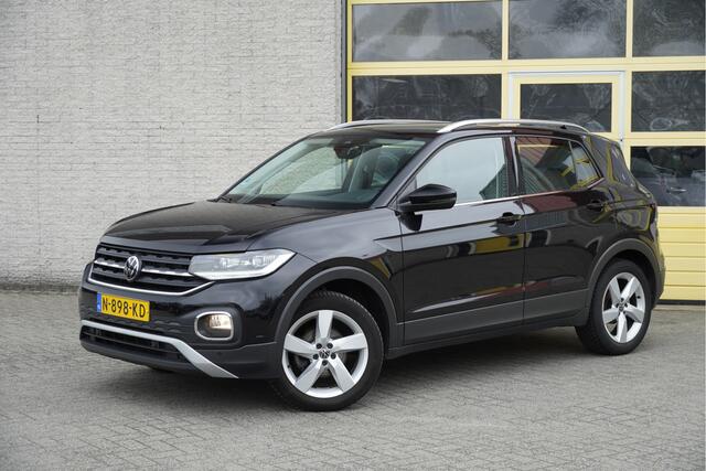 Volkswagen T-Cross 1.0 TSI Automaat! Style BJ2021 Lmv 17" | Led V+A | Pdc | Trekhaak | Achteruitrijcamera | App-Connect | Navi | Virtual cockpit | Climate control | Cruise control | Getint glas