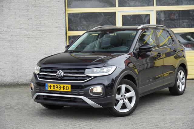 Volkswagen T-Cross 1.0 TSI Automaat! Style BJ2021 Lmv 17" | Led V+A | Pdc | Trekhaak | Achteruitrijcamera | App-Connect | Navi | Virtual cockpit | Climate control | Cruise control | Getint glas