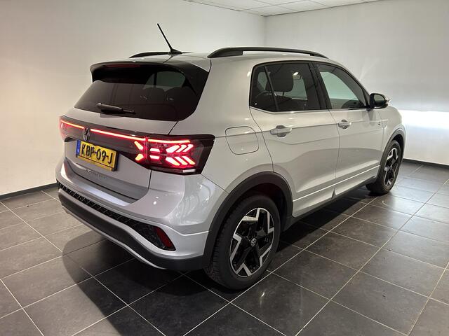 Volkswagen T-Cross 1.5 TSI R-Line Edition | Navigatie | Trekhaak | Stoelverwarming | Adaptieve cruise control |