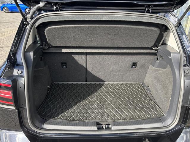 Volkswagen T-Cross 1.0 TSI Style Automaat Carplay/Navi