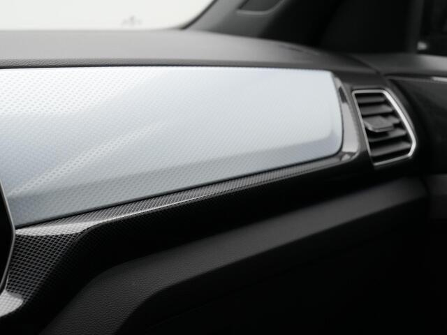 Volkswagen T-Cross 1.0 TSI 115 pk DSG Life Goal Edition | Trekhaak | Stoelverwarming | Adaptive Cruise | Navigatie