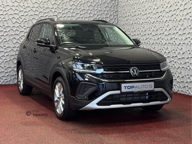 Volkswagen T-Cross ? NIEUWE AUTO?TSI 17''LMV DODE HOEK TREKHAAK CAMERA VIR.COCKPIT STOELVERW. ADAP.CRUISE LMV CARPLAY 2025 ?Top Auto's Wijchen , 30 Jaar Specialist in Volkswagen : Alle Type's : R-Line Edition / Style / First Edition / Highline / Life , Zowel PHEV / HEV / M