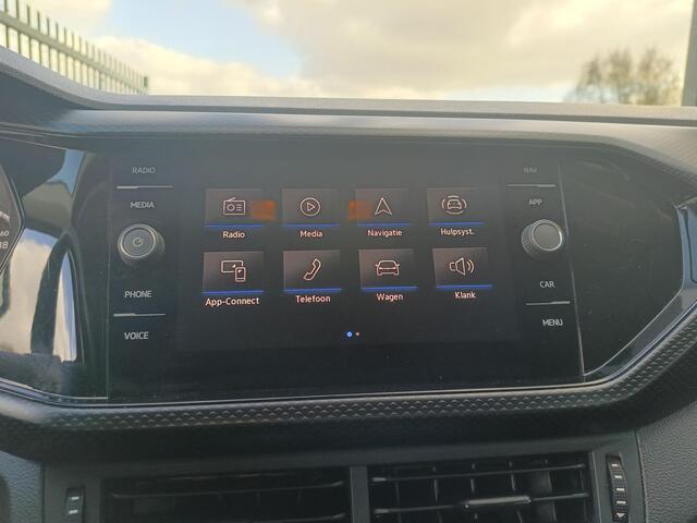 Volkswagen T-Cross 1.0 TSI Life | Airco | Adaptieve cruise control | Camera | Nap |