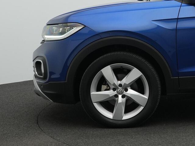 Volkswagen T-Cross 1.0 TSI 115 pk DSG Style | Trekhaak | Navigatie | Adaptive Cruise | Parkeersensoren voor/achter | Dodehoek detectie