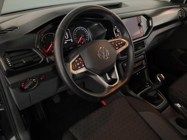 Volkswagen T-Cross 1.0 TSI Life 95 pk | Navigatie | Parkeersensoren | Achteruitrijcamera | Autom. airco | Apple Carplay/Android Auto |