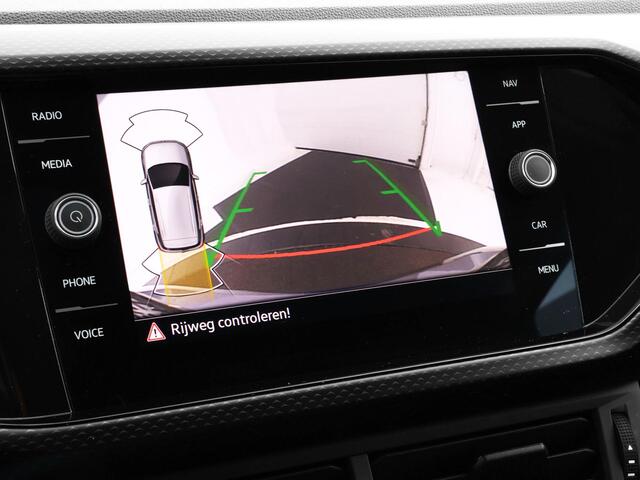 Volkswagen T-Cross 1.0 TSI 110pk DSG Life · Camera · Dodehoek Detectie · Navigatie · P-Sensoren · Airco · Getint Glas · 16'' Inch · Garantie t/m 20-09-2028 of 100.000km