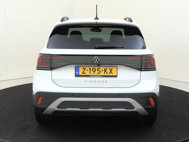 Volkswagen T-Cross 1.0 TSI Life Edition | Achteruitrijcamera | Navigatie | Digital cockpit Pro | Stoelverwarming | Keyless | Adaptieve cruise control | Grootlichtassistent |
