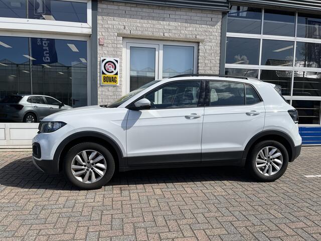Volkswagen T-Cross 1.0 TSI Life / AUTOMAAT/ CRUISE/ NAVI/ APP-CONNECT/ DAB/ PARK. SENSOREN/ AIRCO/ 16"LMV