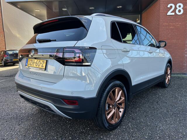 Volkswagen T-Cross 1.5 TSI Style // FULL LED // ADAP. CRUISE // VIRTUAL COCKPIT // CAMERA+SENSOREN // KEYLESS // NAVI+CARPLAY //