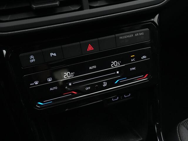 Volkswagen T-Cross 1.0 TSI 95 pk Life | Adaptive Cruise | Carplay | Parkeersensoren voor/achter