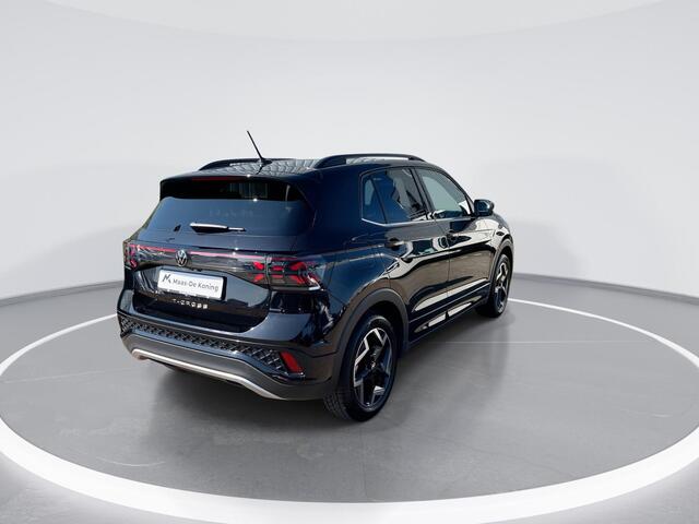 Volkswagen T-Cross 1.5TSI/150PK R-Line DSG · Apple/Android Car Play · Trekhaak · Camera + Parkeersensoren · Stoelverwarming · Garantie t/m 10-04-2027