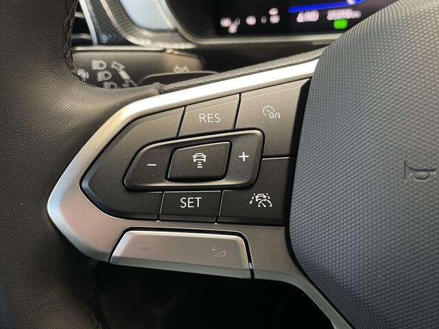 Volkswagen T-Cross TSI Goal Edition 115pk | Trekhaak | Stoelverwarming | All-season banden | Adapt. Cruise |