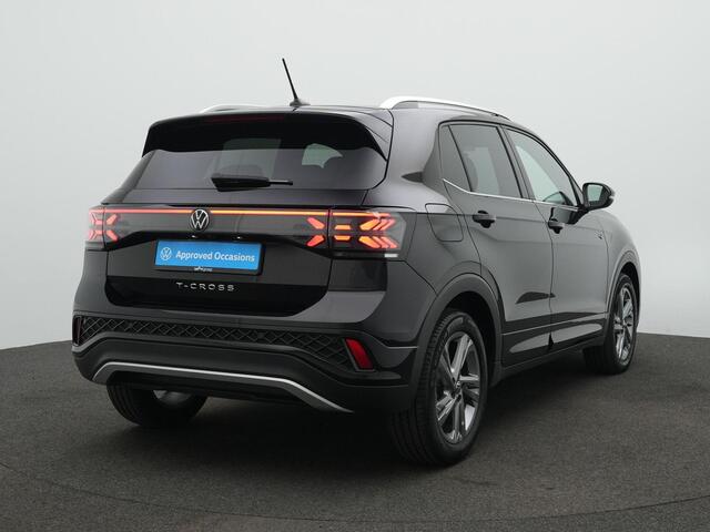 Volkswagen T-Cross 1.0 TSI 115 pk DSG R-Line | IQ Light | Achteruitrijcamera | Adaptive Cruise | Stoelverwarming | Navigatie