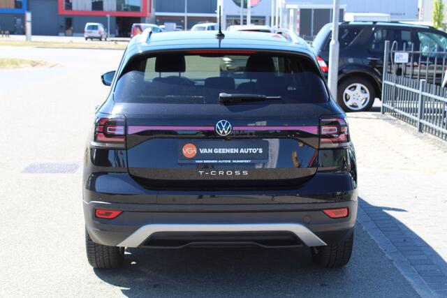 Volkswagen T-Cross 1.0 TSI DSG-automaat Style | Trekhaak | LED | Camera