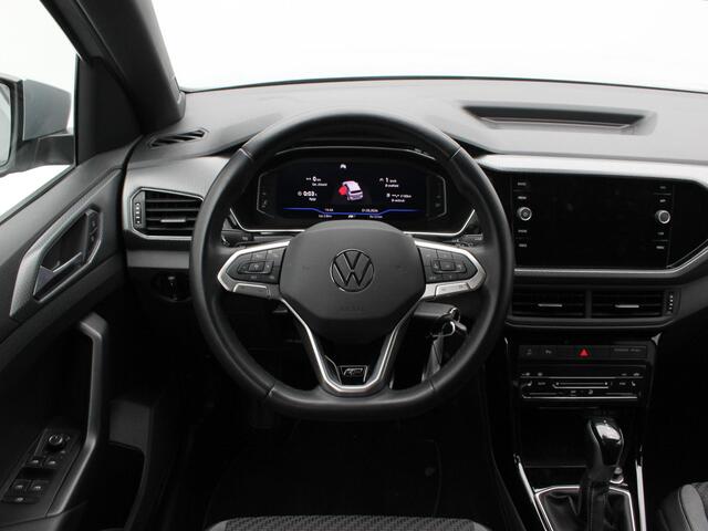 Volkswagen T-Cross 1.0 TSi 110 Pk Automaat R-Line | Stoelverwarming | Camera | Adaptive Cruise | Navigatie | Climatronic | CarPlay | 17 inch | 94.155 Km !!