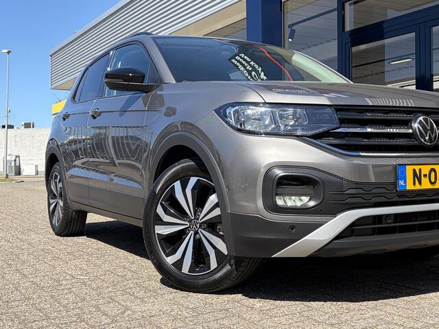 Volkswagen T-Cross 1.0 TSI Style Business R / Automaat / Adaptieve Cruise-Control / Stoelverwarming / Climate-Control / Apple-Carplay & Android-Auto / LED / Dodehoek-Detectie / DAB Radio-Bluetooth / Navi / PDC V+A met Camera / 17'' LMV / ENZ.