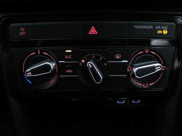 Volkswagen T-Cross TSI Life 95pk Airco | Adapt. Cruise | Trekhaak