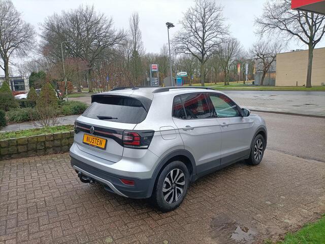 Volkswagen T-Cross 1.0i 110pk, Ad.Cruise,Trekhaak,Navi via Mob