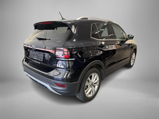 Volkswagen T-Cross 1.0 TSI 110pk DSG Style · Camera · Keyless · Dodehoeksensor · Apple/Android Car Play · Stoelverwarming · 17"Velgen ·