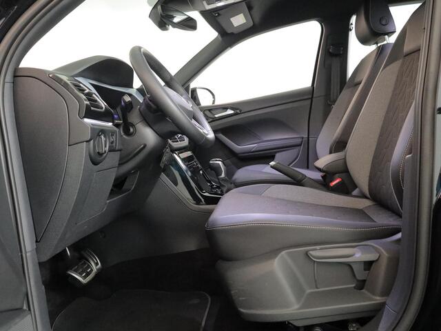 Volkswagen T-Cross 1.0 TSI Life Edition GOAL 116 pk Automaat (DSG) | Navigatie | Trekhaak (afneembaar) | Parkeersensoren (Park assist) | Autom. airco | Stoelverwarming |