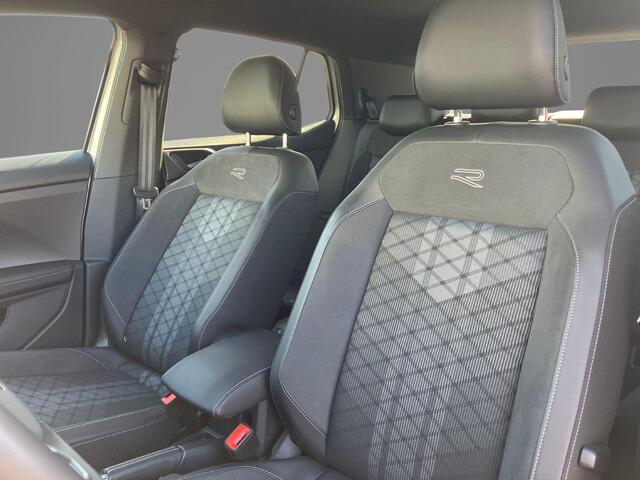 Volkswagen T-Cross 1.5TSI/150PK R-Line Edition DSG · Navigatie · Stoelverwarming · Apple/Android Car Play · Trekhaak · Camera + Parkeersensoren · Garantie t/m 28-04-2027