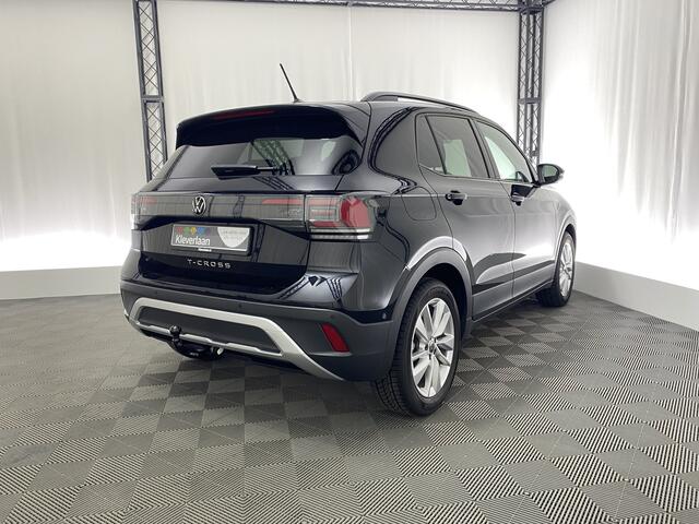 Volkswagen T-Cross 1.0 TSI Goal Edition | Apple carplay | Parkeerhulp | Trekhaak | Navi | LED | Stoelverwarming | 17 inch