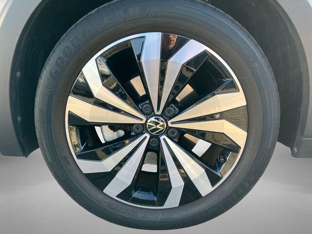 Volkswagen T-Cross 1.0TSI/110PK Life DSG · Navigatie · Camera + Parkeersensoren · Stoelverwarming · Apple/Android Car Play · Clima · Garantie t/m 31-10-2026 of 100000km.