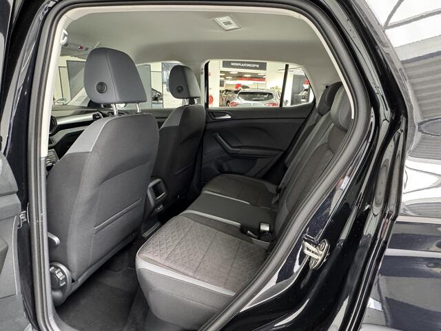 Volkswagen T-Cross 1.0 TSI Style | Apple Carplay/Android Auto | Winterset | Parkeersensoren | Adaptive Cruise Control | Stoelverwarming |
