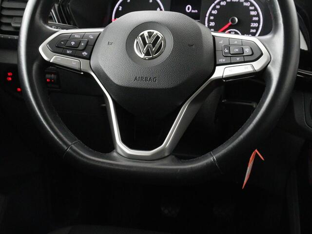 Volkswagen T-Cross 1.0 TSI Life | Adaptive cruise | Side Assist | Sportstoelen | Getint glas | 17'' | Airco | Parkeerhulp | Bluetooth | Regen-/lichtsensor