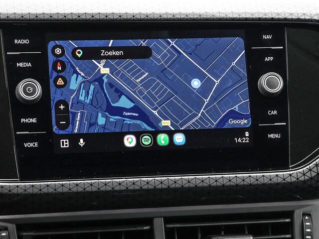 Volkswagen T-Cross 1.5 TSI 150pk DSG Style · Camera · Stoelverwarming · Trekhaak · Apple/Android Car Play · Stoelverwarming ·