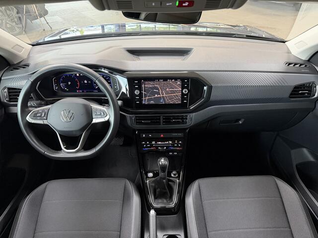 Volkswagen T-Cross 1.5 TSI 150pk ACT DSG Style| Navi | 18" | Camera | Keyless | Carplay | Stoelverwarming | Led | ACC | 100% Dealer Onderhouden!