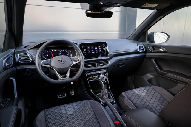Volkswagen T-Cross 1.0 TSI R-Line Edition | R-LINE | ACC | IQ LIGHT | CAMERA | 18 INCH | VERLICHTE GRILL | DIGITAL |
