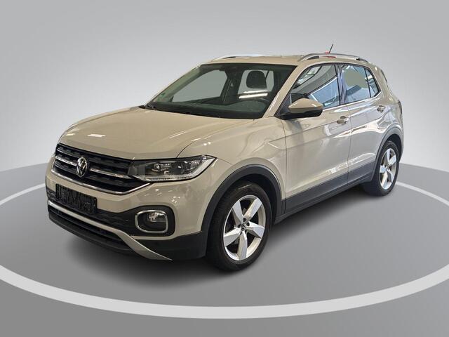 Volkswagen T-Cross 1.0 TSI Style 115 pk DSG · Apple/Android Car Play · Camera · Stoelverwarming · LED verlichting