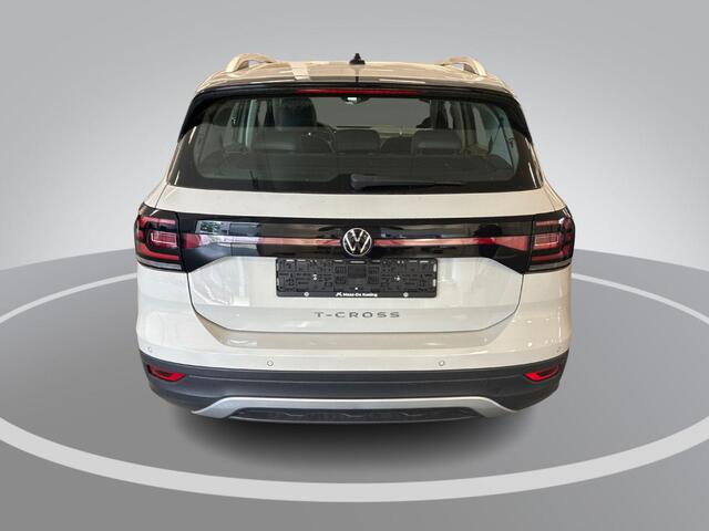 Volkswagen T-Cross 1.0 TSI Style 115 pk DSG · Apple/Android Car Play · Camera · Stoelverwarming · LED verlichting