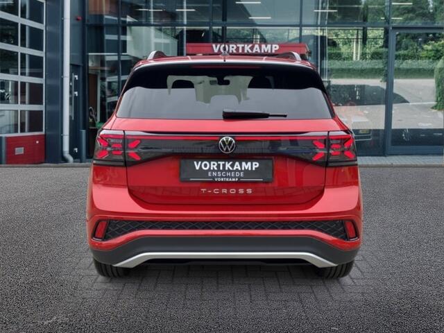 Volkswagen T-Cross 1.0 TSI DSG R-LINE AFN.TREKHAAK/CAMERA/ACC/STOELVERW/CARPLAY