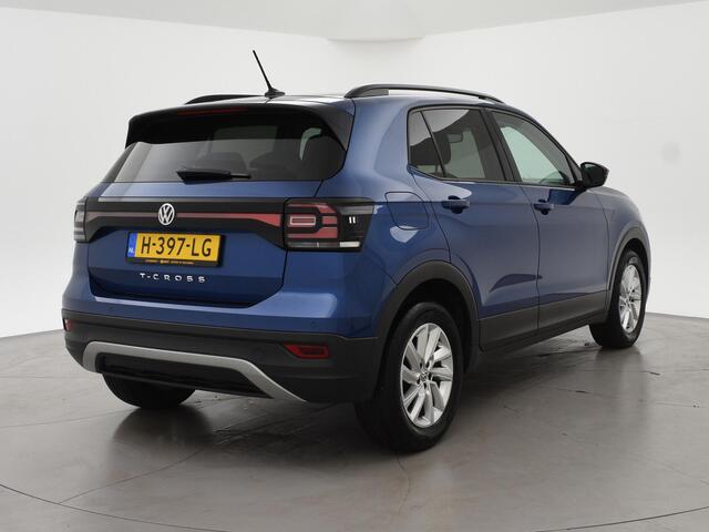 Volkswagen T-Cross 1.0 TSI LIFE + VIRTUAL COCKPIT | NAVIGATIE | ADAPTIVE CRUISE | APPLE CARPLAY | DODEHOEK ASSISTENT