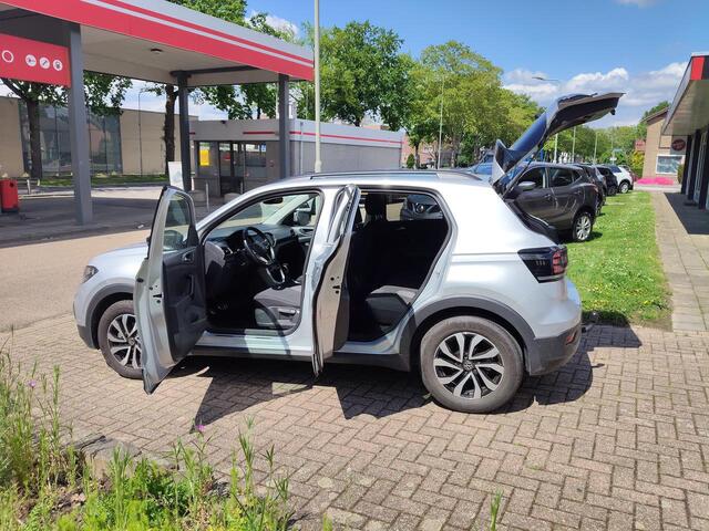 Volkswagen T-Cross 1.0i 110pk, Ad.Cruise,Trekhaak,Navi via Mob