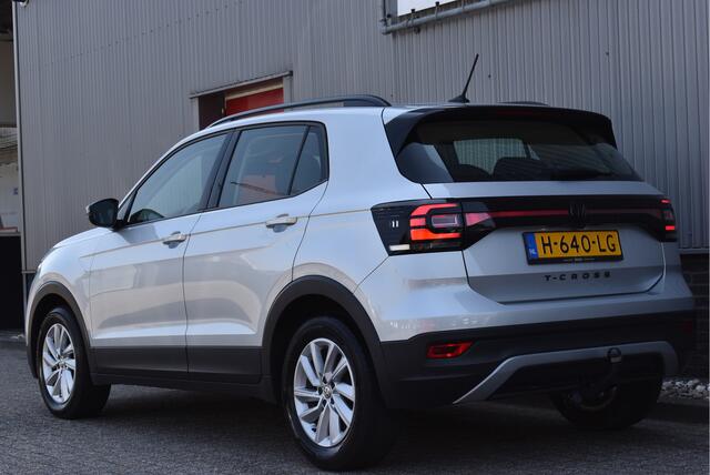 Volkswagen T-Cross 1.0 TSI Life Navi, Camera, Adaptive cruise, Carplay, Dode hoek, DAB,
