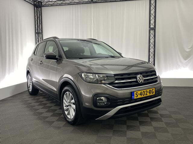 Volkswagen T-Cross 1.0 TSI Life Business Automaat | Apple CarPlay | Trekhaak | ACC | P. Sensoren | Climate Control |